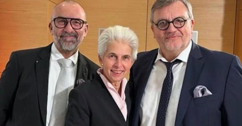 Josef Neuberger Medaille2